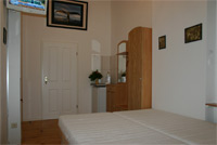 The guestroom